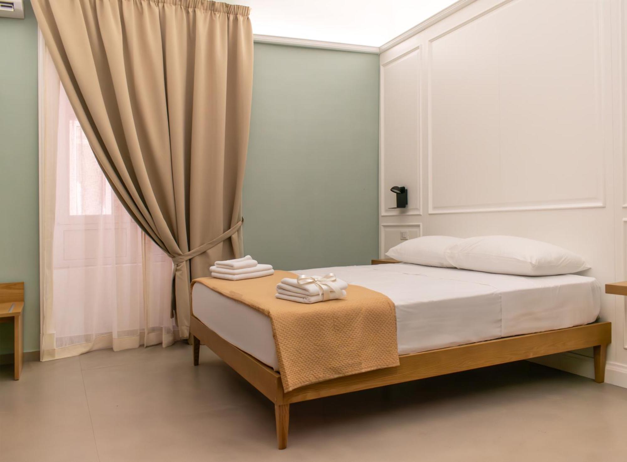 Relais Don Pedro De Toledo Hotel Naples Exterior photo